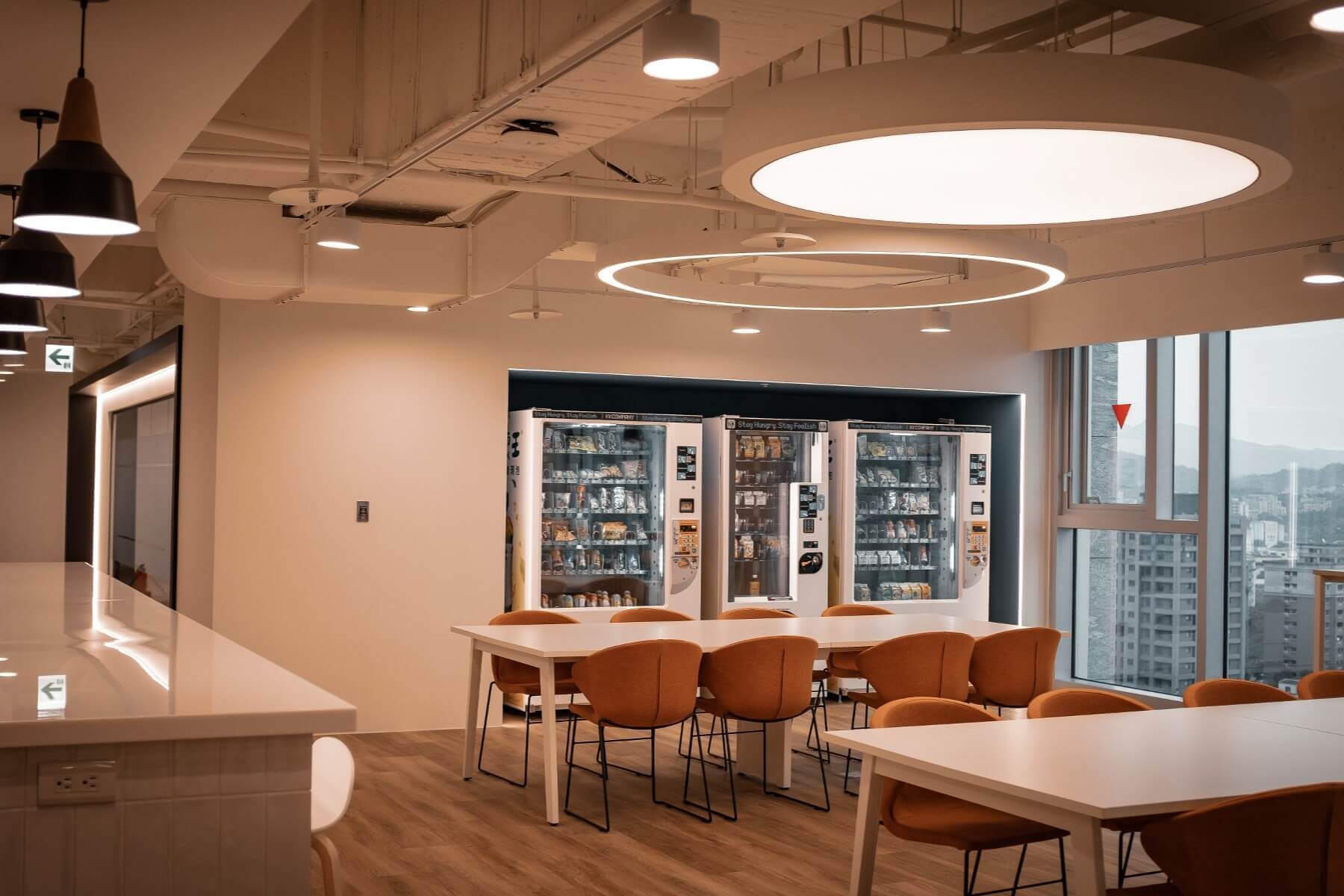 KKCompany-Taipei-Office-3.jpg