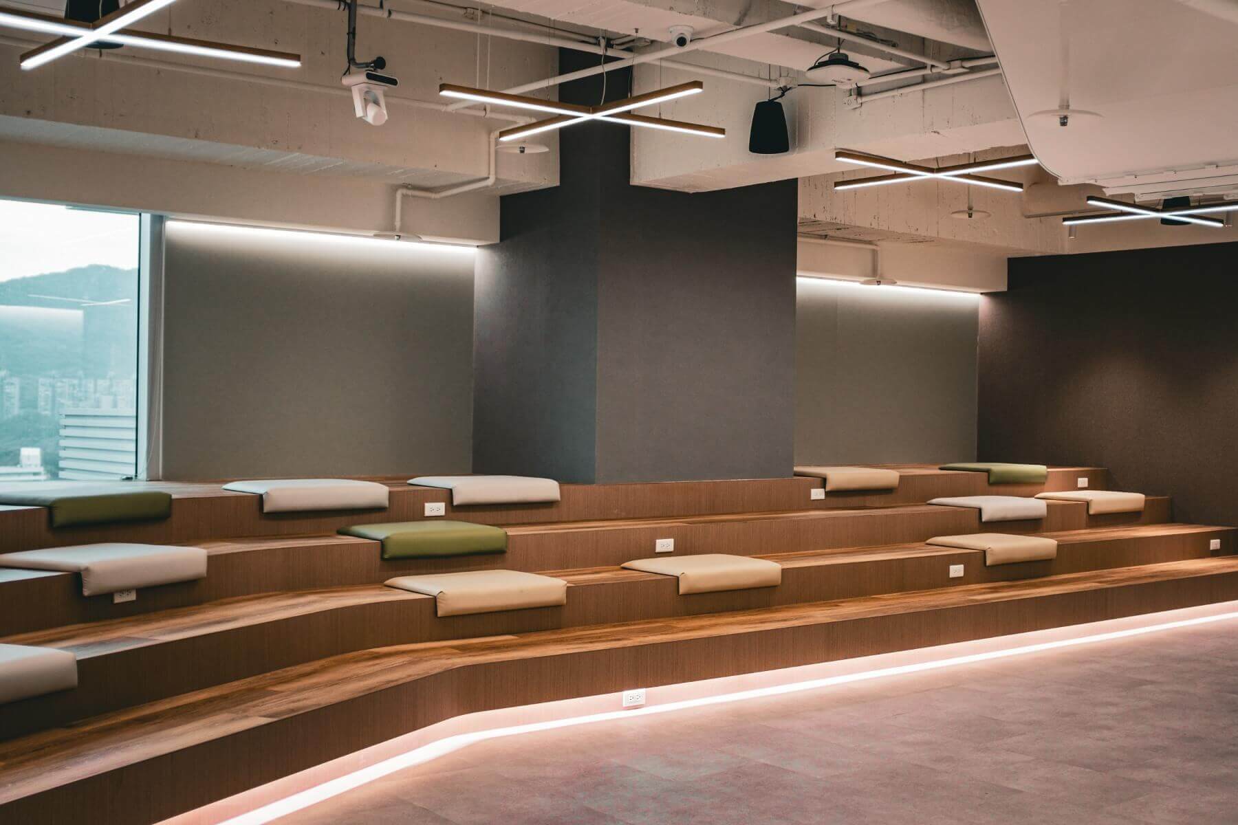 KKCompany-Taipei-Office-4.jpg